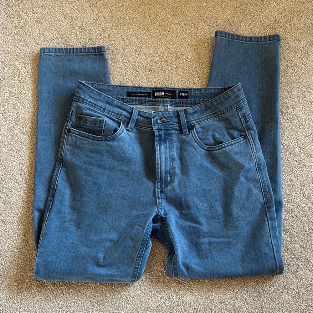 Slim Blue Denim Jeans with Classic Twill Weave